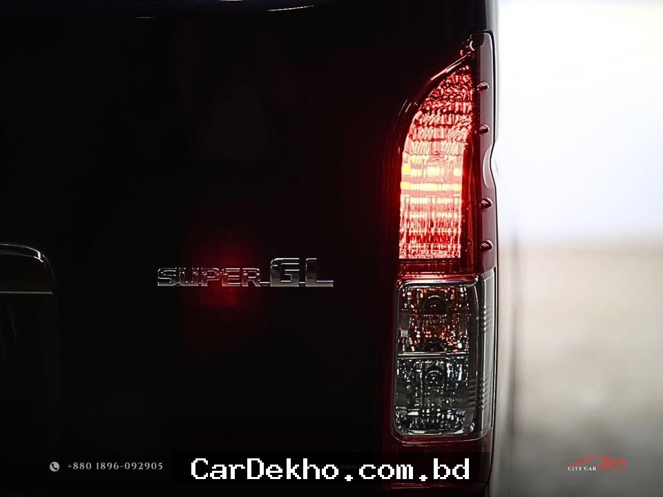 Toyota hiace super gl 2022 - Gallery Image 2