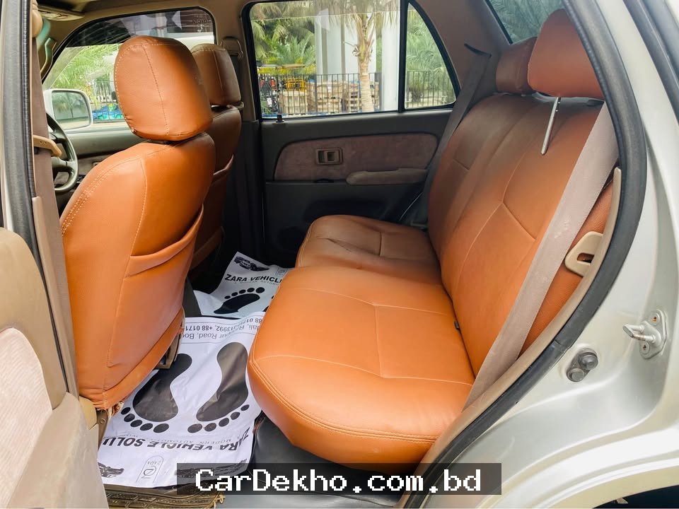 Toyota Hilux Sarf (Jeep) - Gallery Image 8