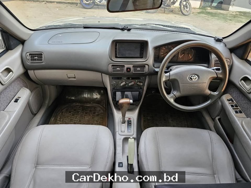 Toyota Corolla 111 - Gallery Image 4