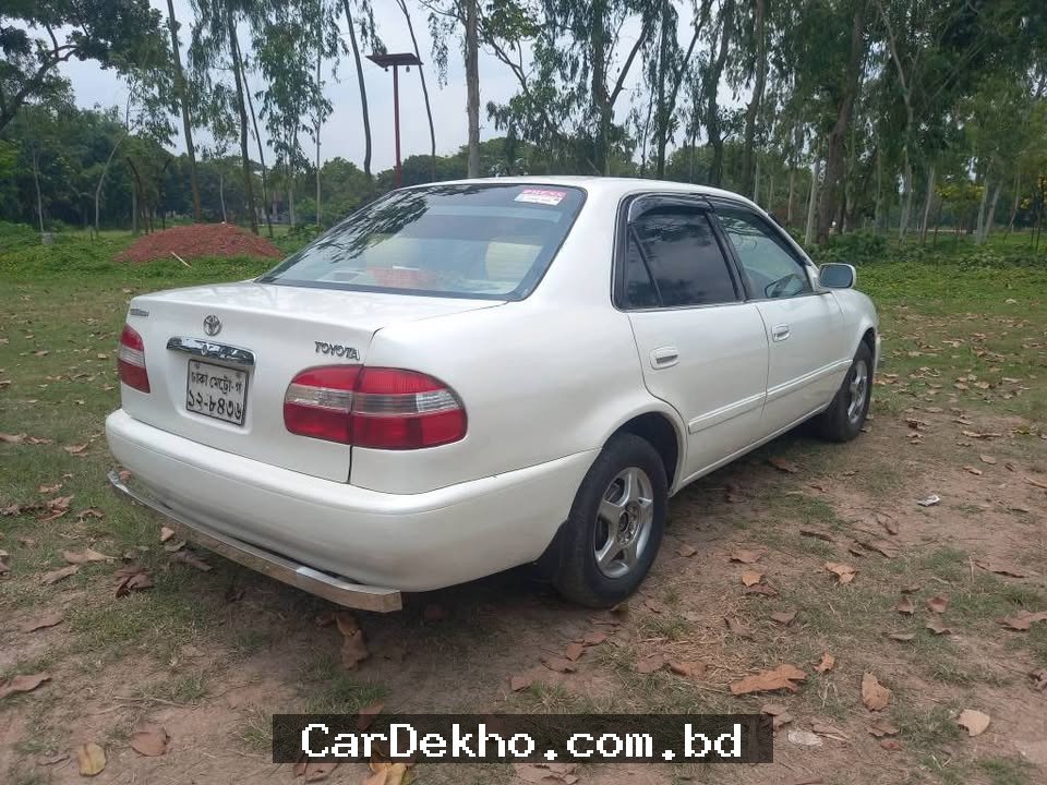 Toyota Corolla AE111 - Gallery Image 1