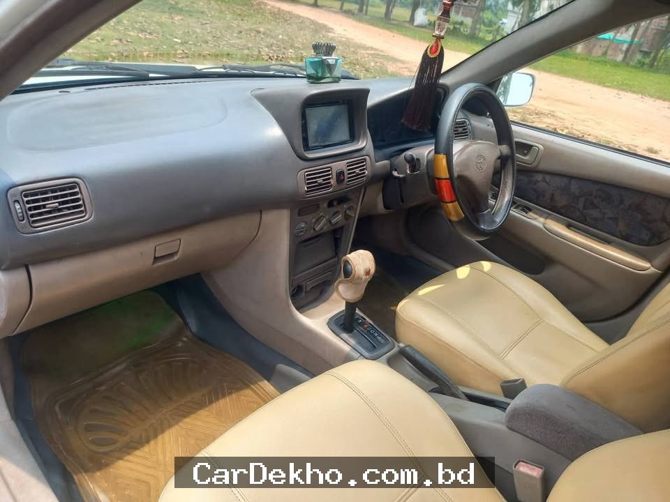 Toyota Corolla AE111 - Gallery Image 5