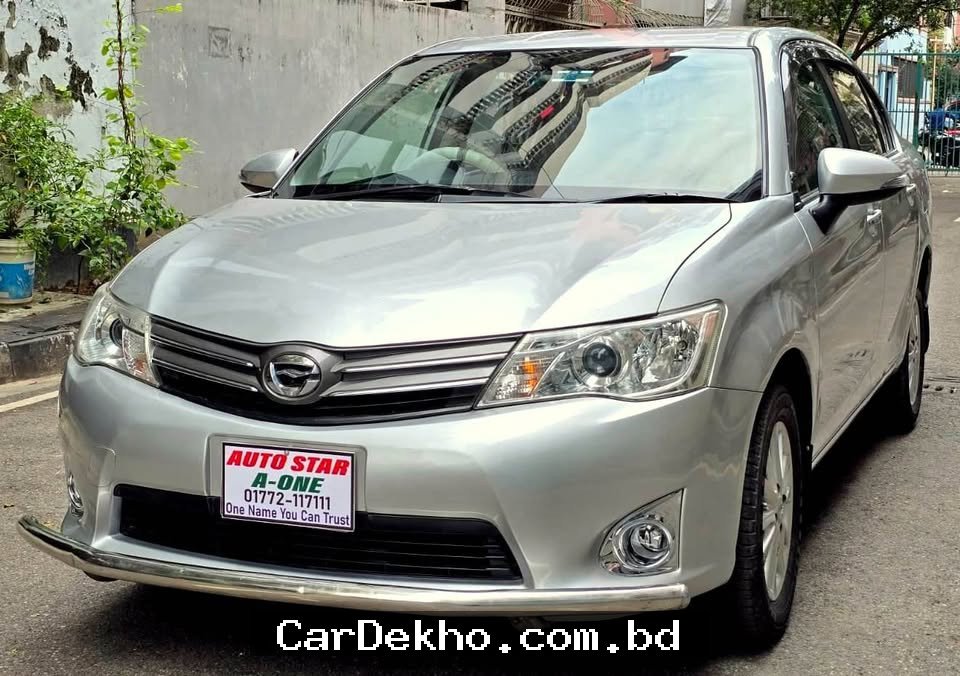 Toyota Corolla Axio G - Gallery Image 5