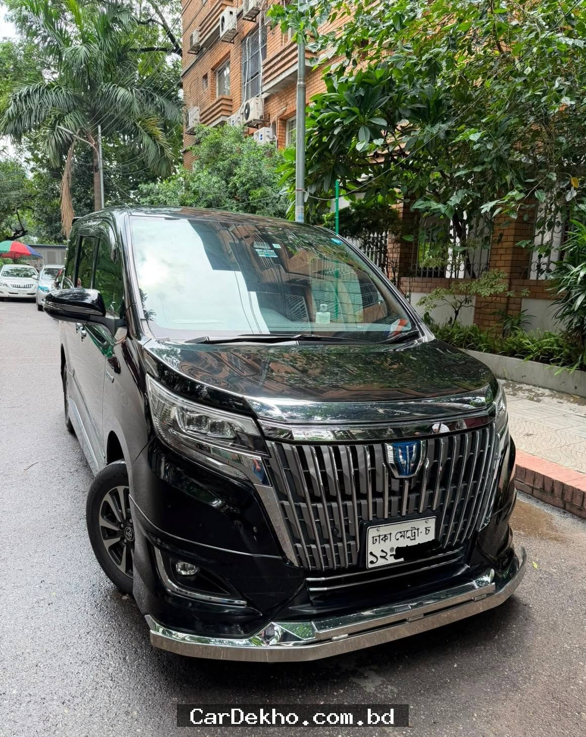 Toyota Esquire Gi Plus Hybrid - Gallery Image 7