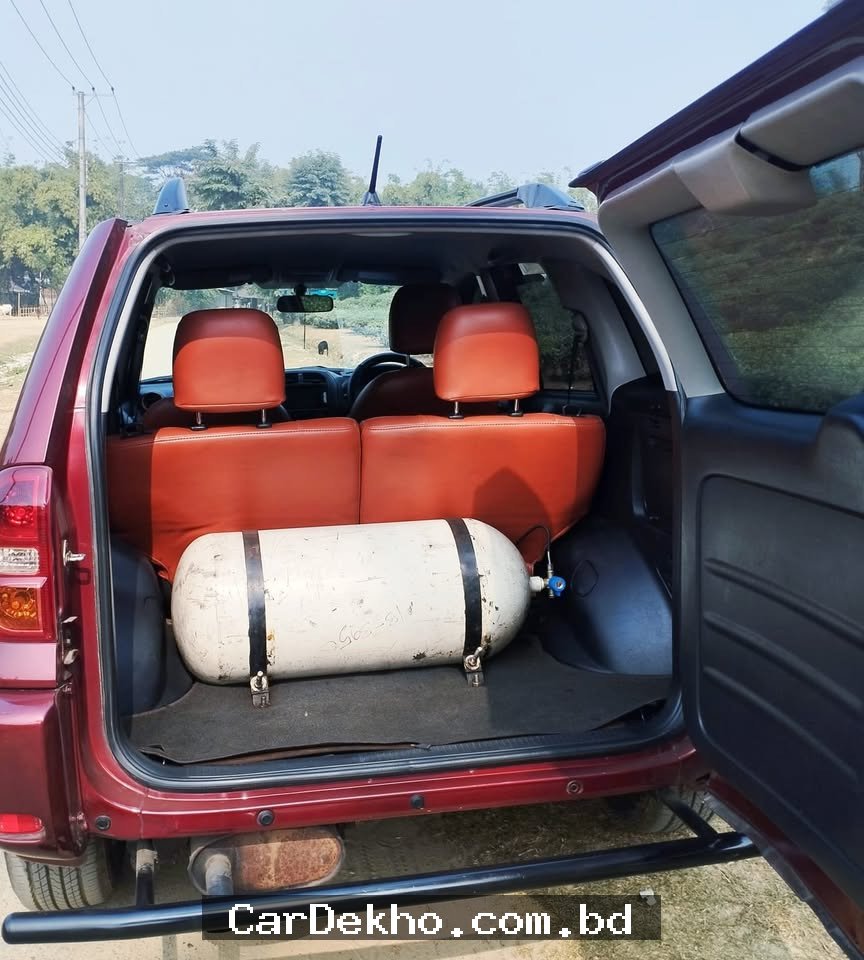 Toyota Rav 4 - Gallery Image 9
