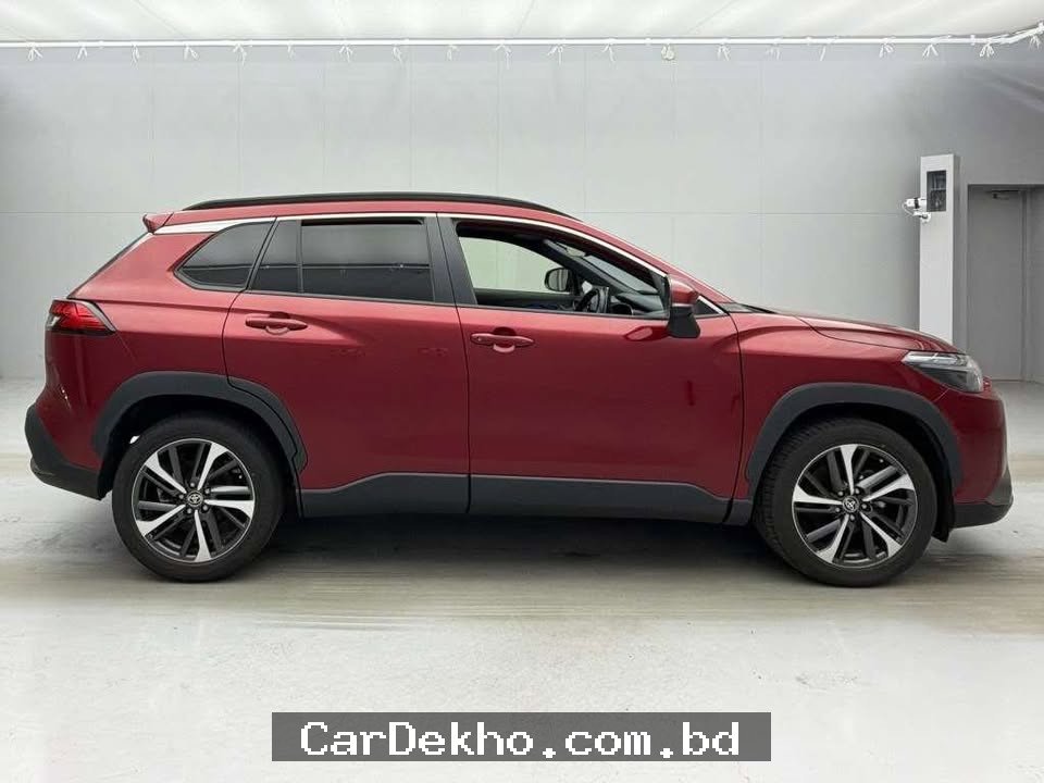 TOYOTA COROLLA CROSS 2021 - Gallery Image 3