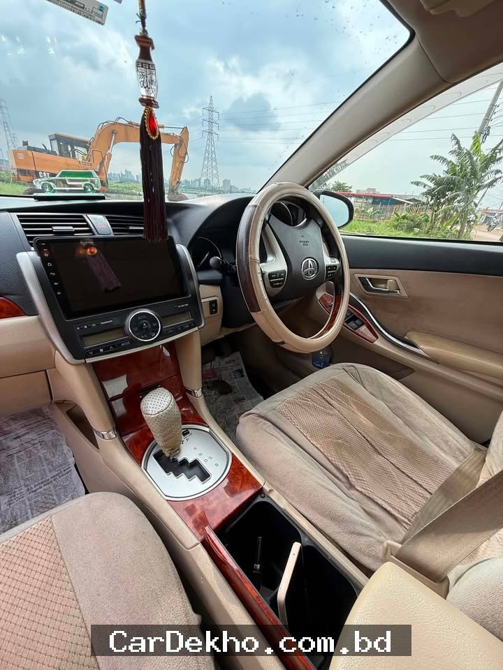 Toyota Premio F EX 2014 - Gallery Image 2