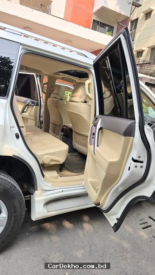 Toyota Prado 2015  - Gallery Image 5