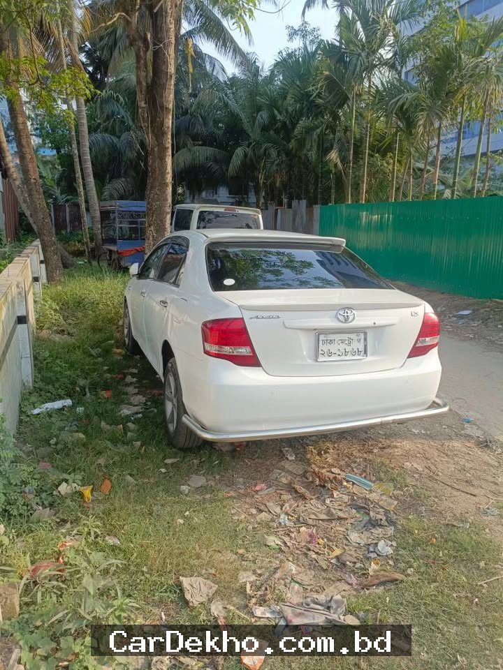Toyota Axio 2010 - Gallery Image 2