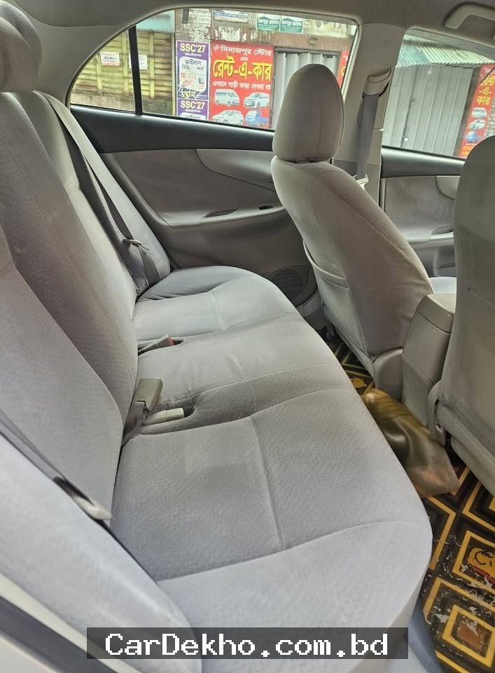 Toyota Corolla Axio 2010 - Gallery Image 4