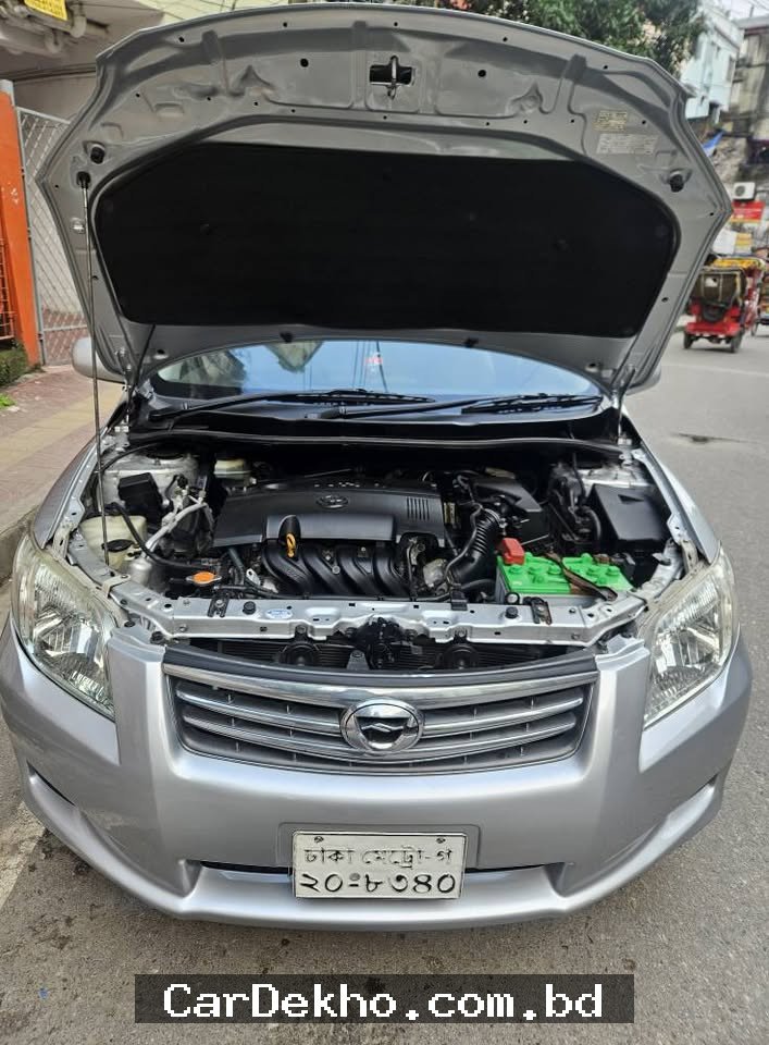 Toyota Corolla Axio 2010 - Gallery Image 6