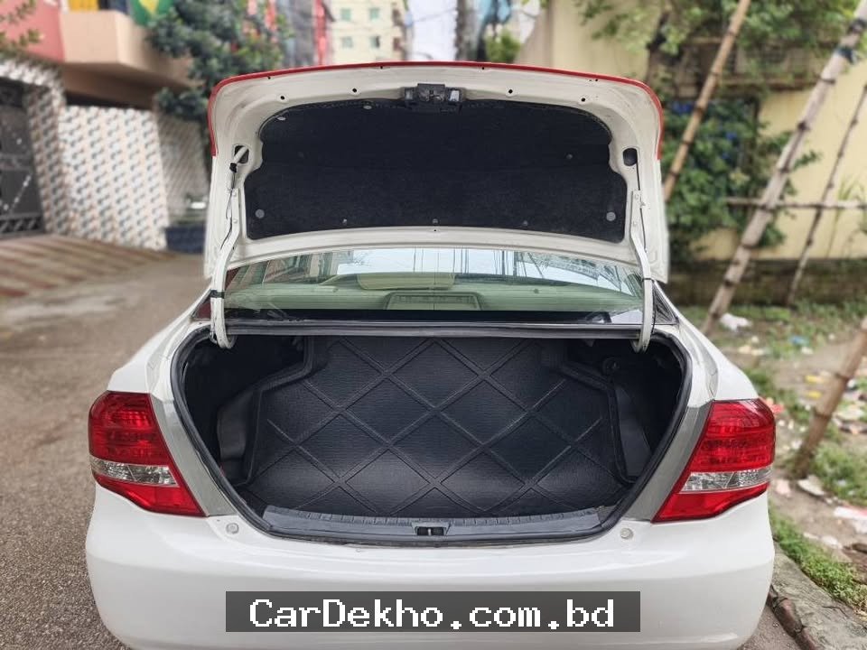 Toyota Axio 2007 - Gallery Image 4