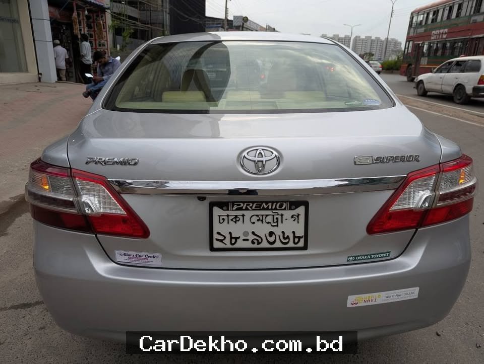 Toyota premio - Gallery Image 2
