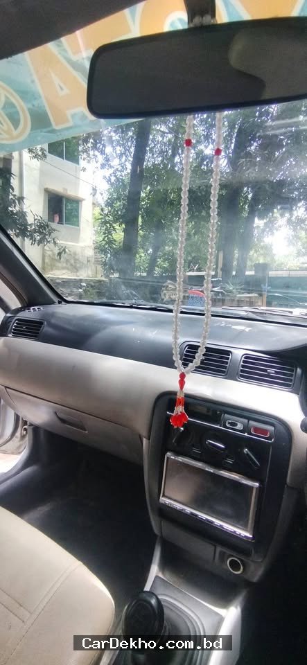 Nissan sunny - Gallery Image 4