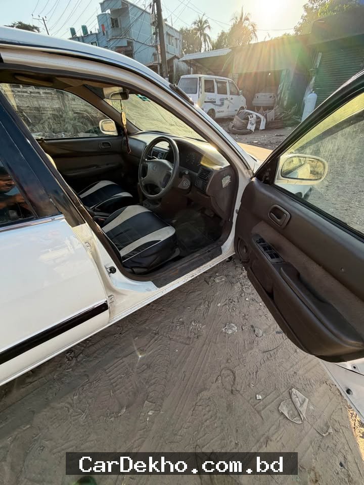 Toyota corolla AE 110 - Gallery Image 6