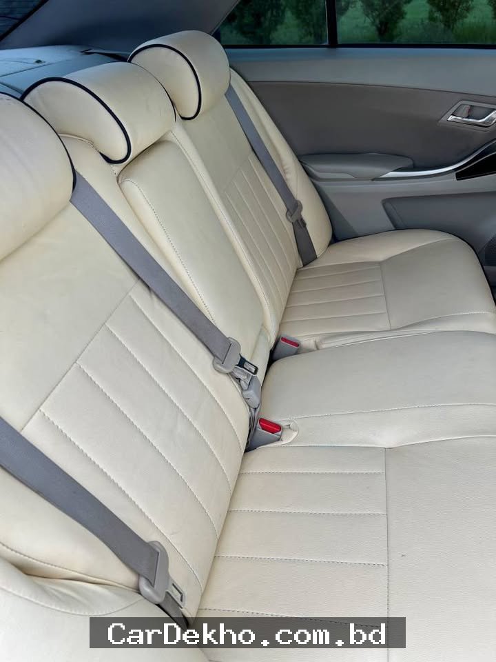  Toyota Allion G+ 2011 - Gallery Image 3
