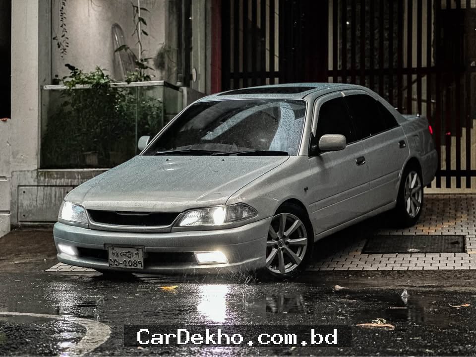 Toyota Ti Carina With Sunroof - Gallery Image 1