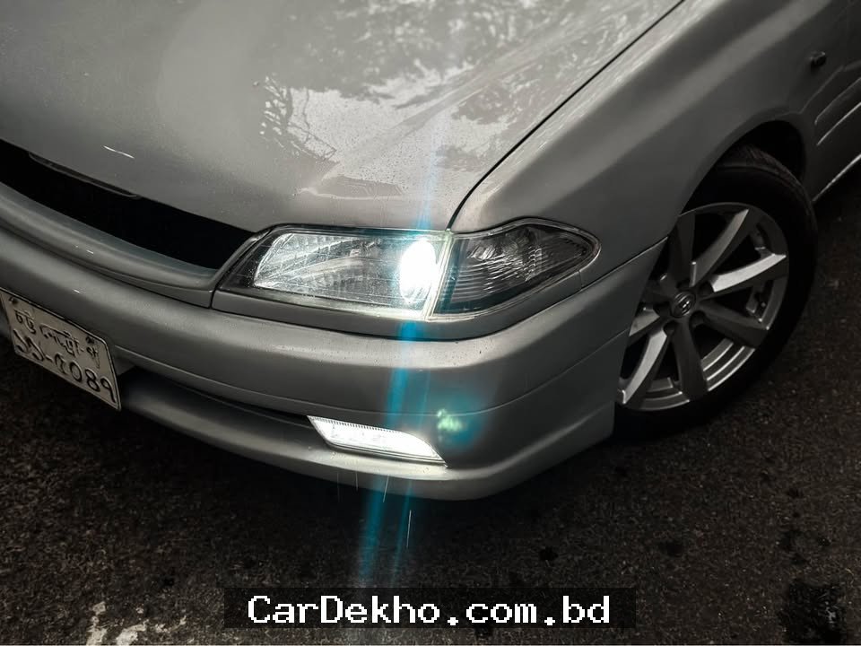 Toyota Ti Carina With Sunroof - Gallery Image 3