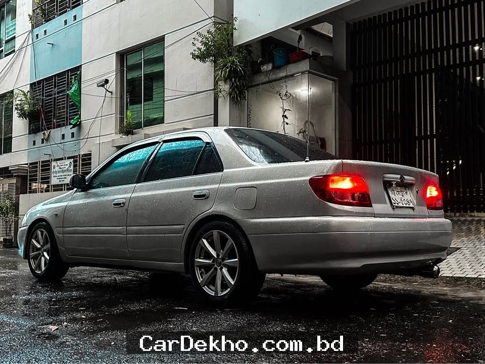 Toyota Ti Carina With Sunroof - Gallery Image 4