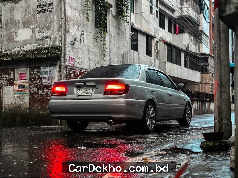 Toyota Ti Carina With Sunroof - Gallery Image 5