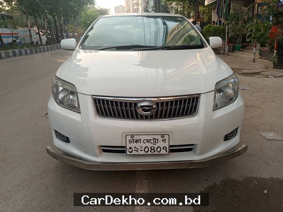 Toyota Axio 2012 - Gallery Image 1