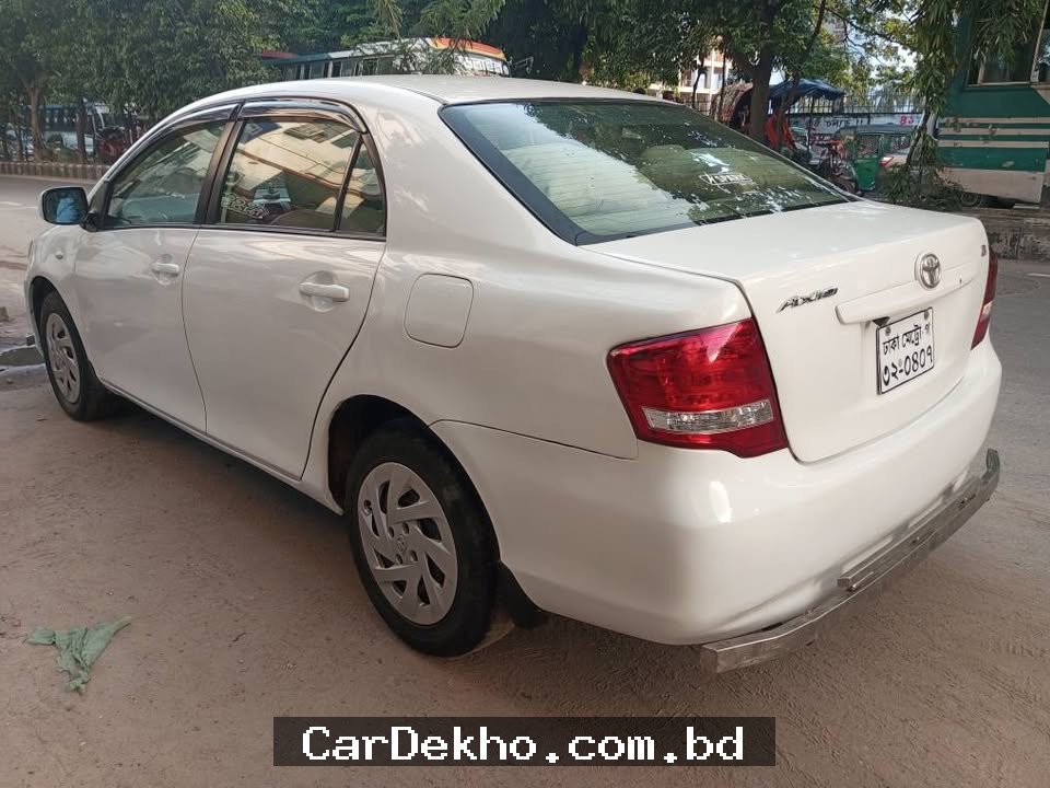 Toyota Axio 2012 - Gallery Image 4