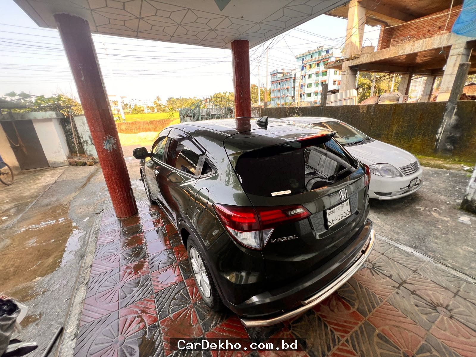 Honda Vezel Z Package 2014 - Gallery Image 2