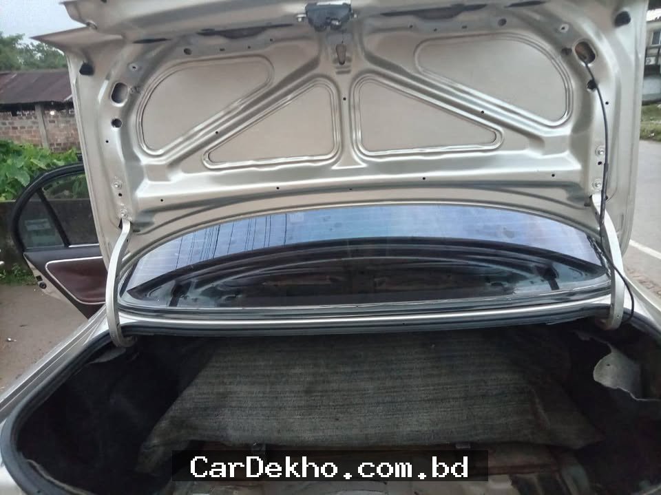Toyota Corolla AE100 - Gallery Image 8