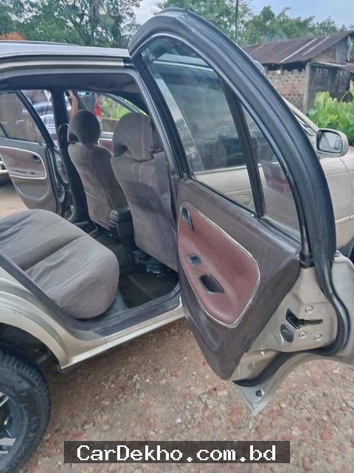 Toyota Corolla AE100 - Gallery Image 10