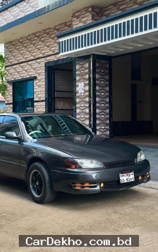 Toyota Vista Windom Luxury Car - Gallery Image 2